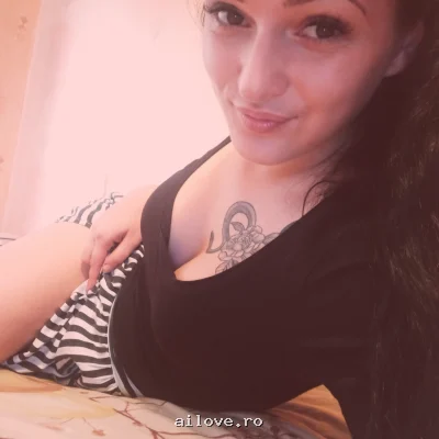 Adriana34, 32 ani