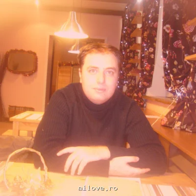 Alexutzu28, 23 ani