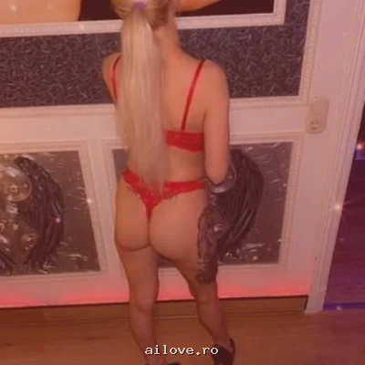 Alinocka, 35 ani