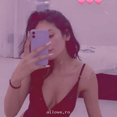 Amo30, 32 ani