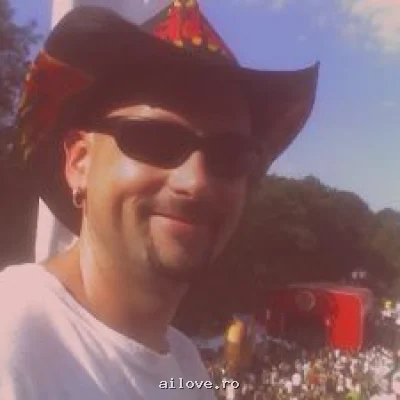 Catalin_bij, 43 ani