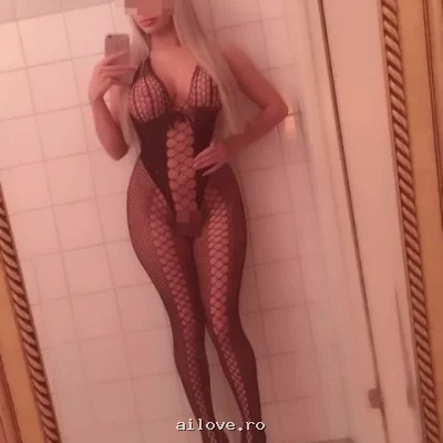 Diana48, 35 ani
