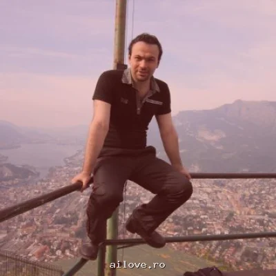 Dumis, 41 ani