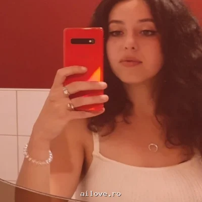 E_c, 23 ani