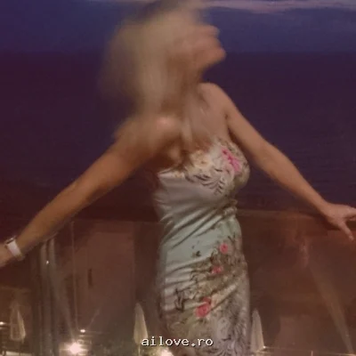 Ellyx, 45 ani