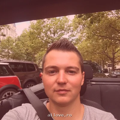 Emanuel_al_tau, 22 ani