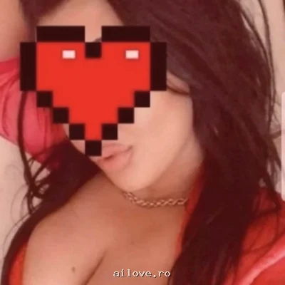 Ena8, 19 ani