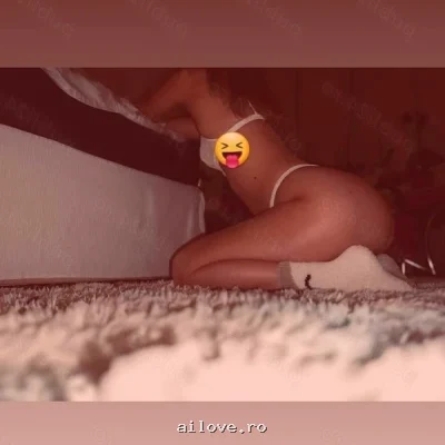 Fatadefata000, 44 ani