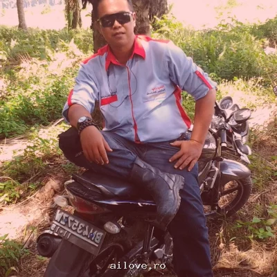 Geogeo78, 38 ani