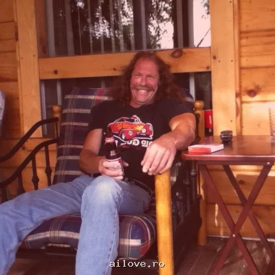 Hazzard, 42 ani