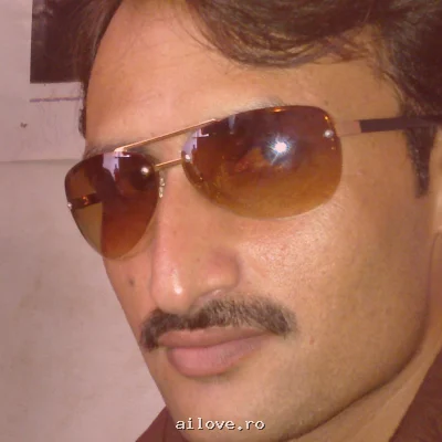 Hiena_26, 43 ani