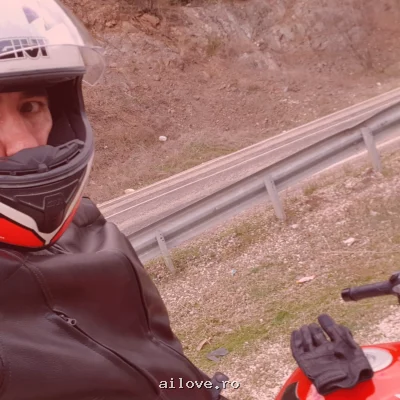 Iulian_tgv, 33 ani