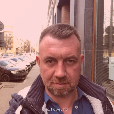 Jan_825, 31 ani