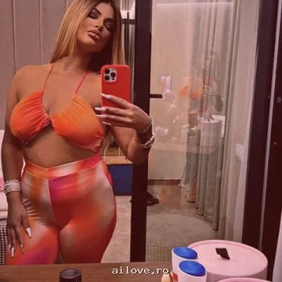 Kamylove27, 25 ani