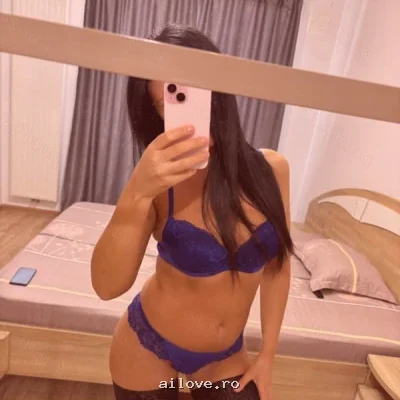 Laura90, 37 ani