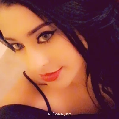 Loveme55, 31 ani