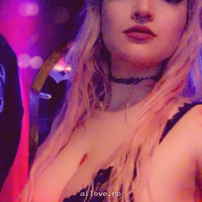 Lusya, 36 ani