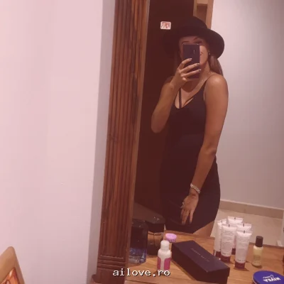 Madalina65, 32 ani