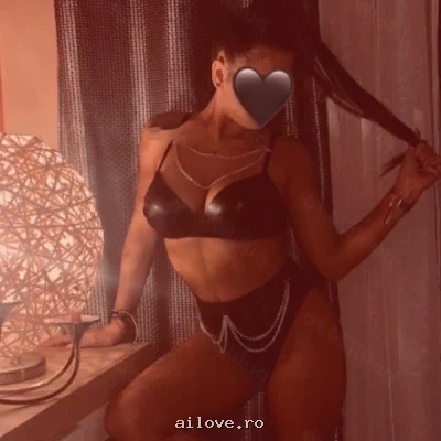 Maralia, 42 ani