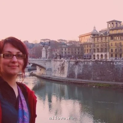 Milika, 44 ani