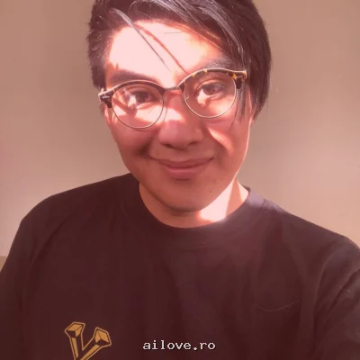 Mirceaalbina, 26 ani