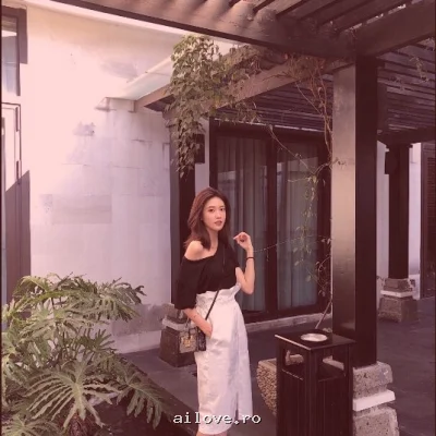 Monymex, 41 ani