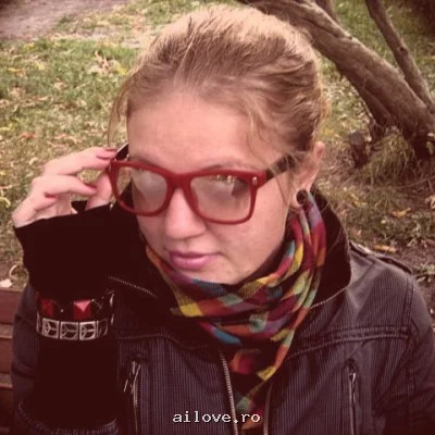 Moonikkka, 29 ani