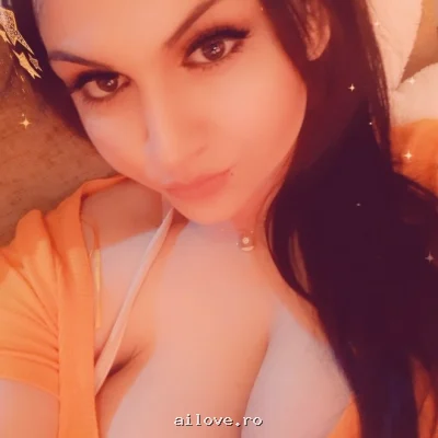 Moyra, 31 ani