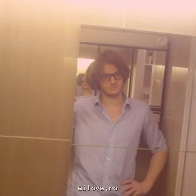 Negoescumuzician, 31 ani