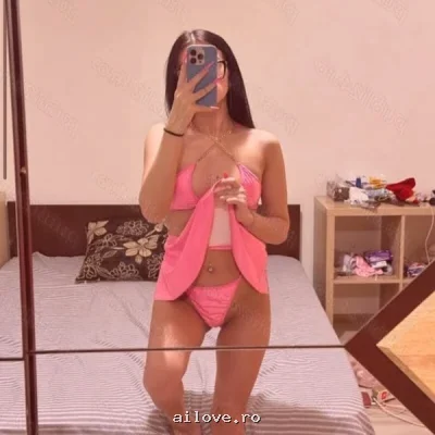 Olivialuvv22, 28 ani