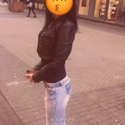 Sunshinee, 28 ani