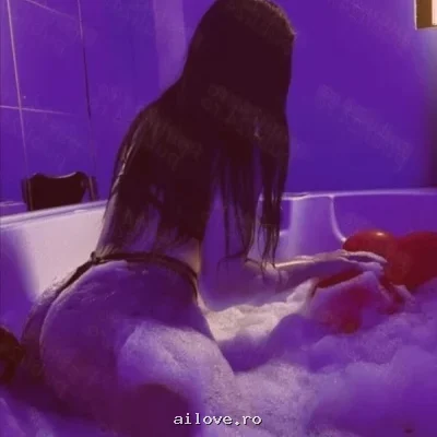Xandra79, 24 ani