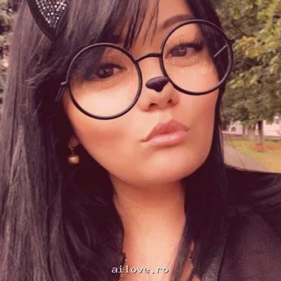 Xelena, 21 ani